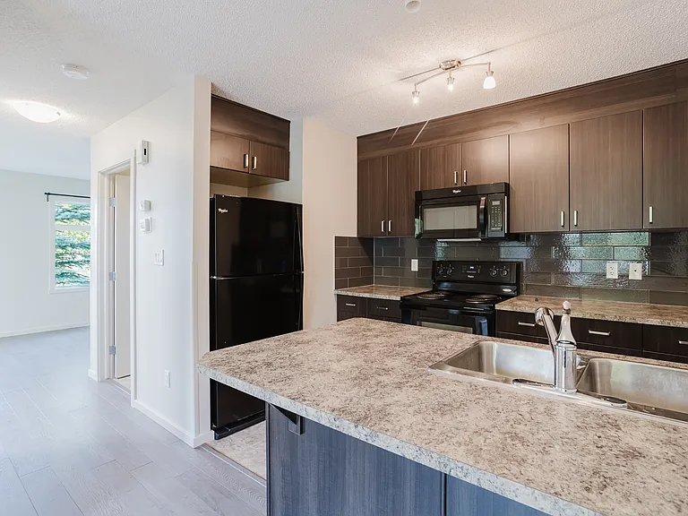 6205 120 Ave NW (11)_05312026