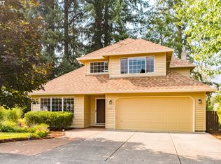 2339 NE Estate Dr, Hillsboro, OR