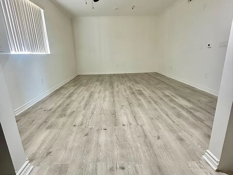 Yaya Nordhoff Apartments — Photo 5