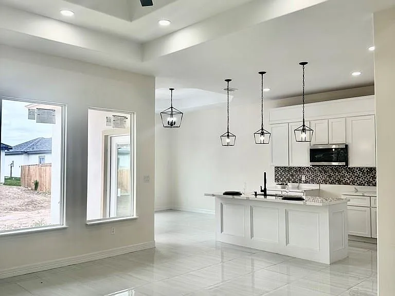 718 Ava Dr — Photo 13