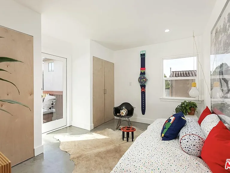 4234 Verdugo Rd — Photo 15
