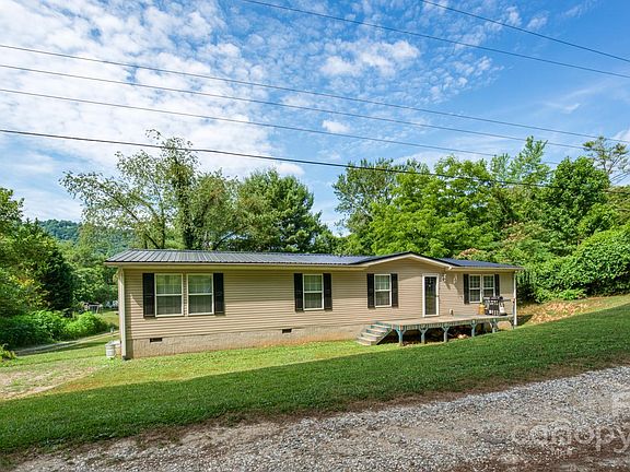 3rd image of 2418 E Morningside Dr