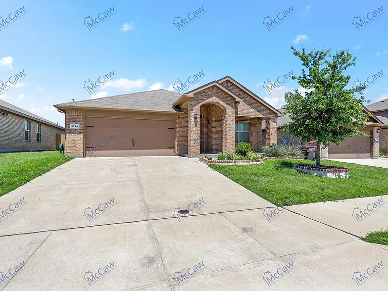 2720 Gains Mill Dr — Photo 2