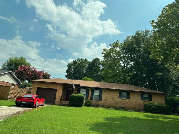 1709 Iris St SW, Decatur, AL 35601
