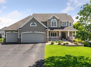 9595 Dunes Ave, Cottage Grove, MN 55016