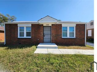1312 N Chautauqua Ave, Wichita, KS 67214