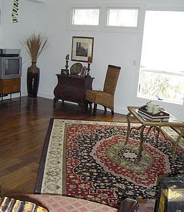 3rd image of 619 Upper Merriman Dr