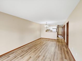 540 Auburn Pl NW #C, Elk River, MN 55330