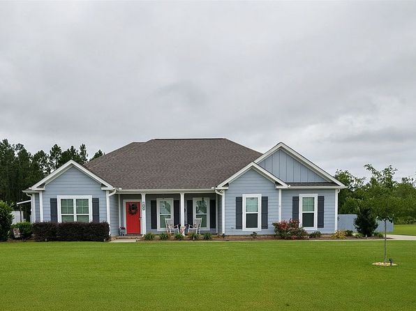 105 Bluff Oak Dr