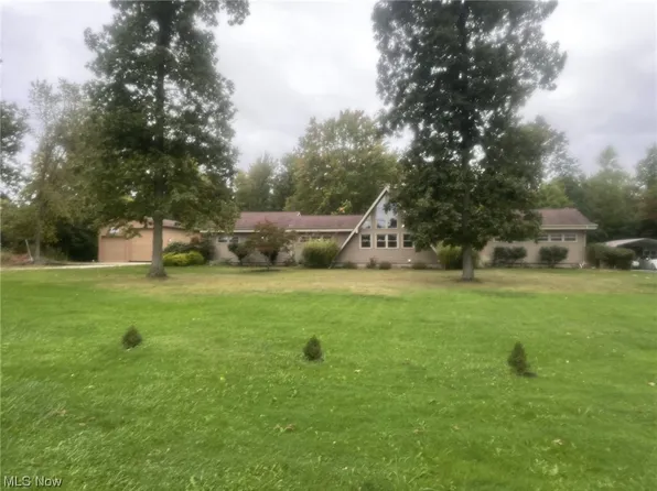 14009 Mahoning Ave, North Jackson, OH 44451