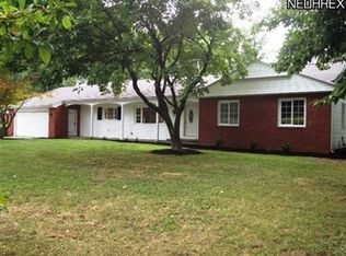 2124 Green Rd, Madison, OH 44057