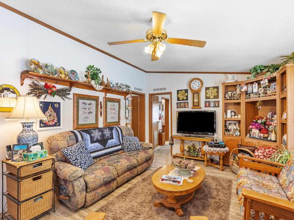 rapid-city-south-dakota-117827752 picture