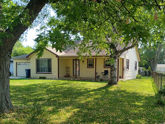 2nd image of 4129 Amelia Dr