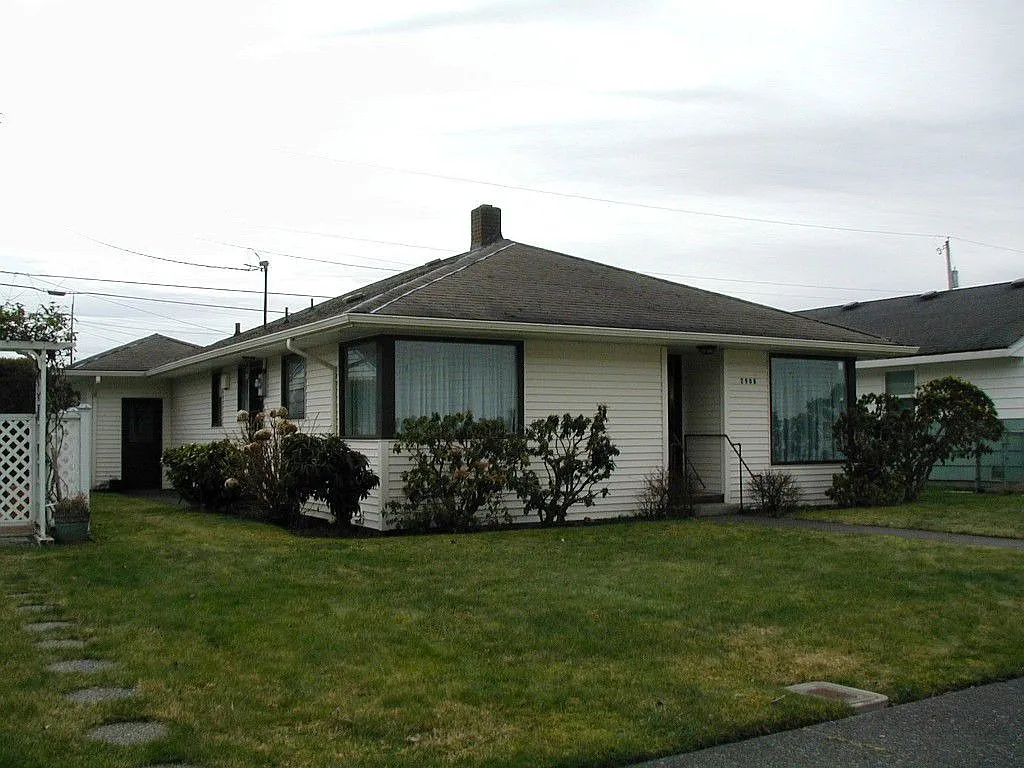 2908 Cherry St photo 1
