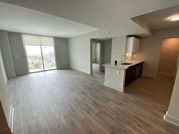 3rd image of 1434 NW 14th Ave #506