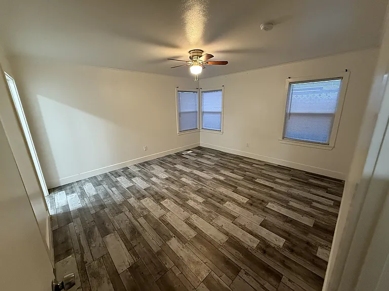 177 Almond Ave — Photo 15