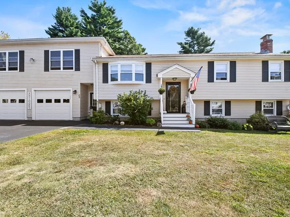 15 Childs Ln, Foxboro, MA 02035