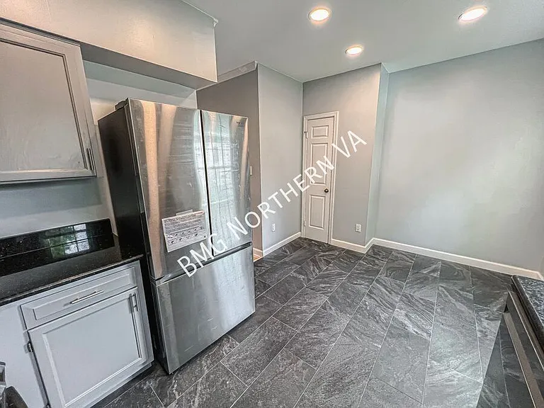 954 S Rolfe St — Photo 7