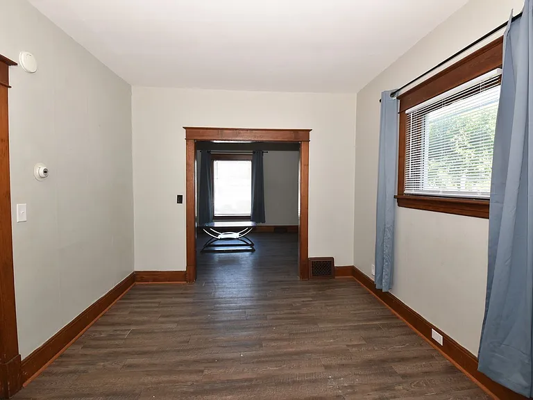 116 N Notre Dame Ave — Photo 8