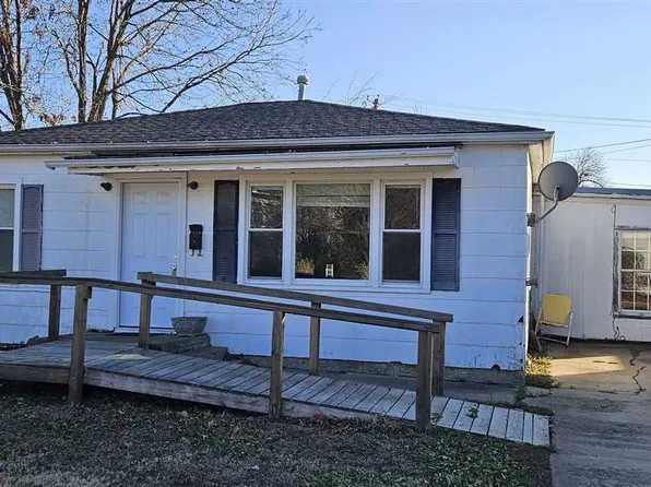 1012 W Highland Ave, Ponca City, OK 74601