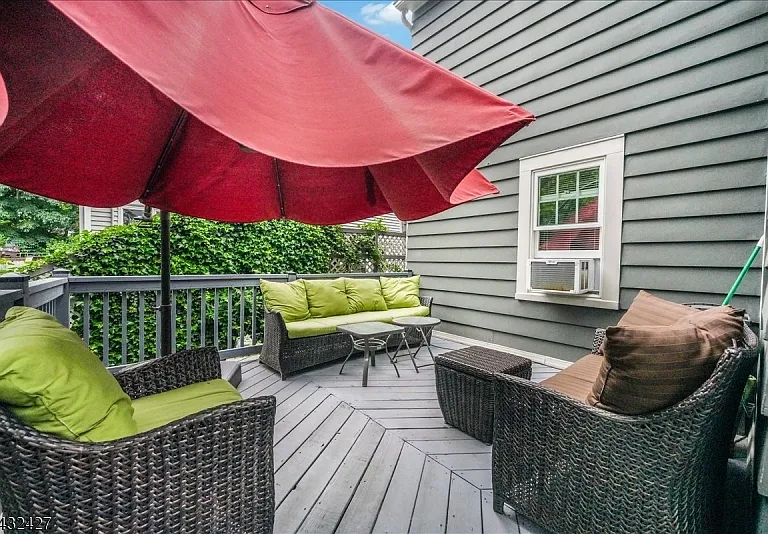 32 Whittier Ter — Photo 32