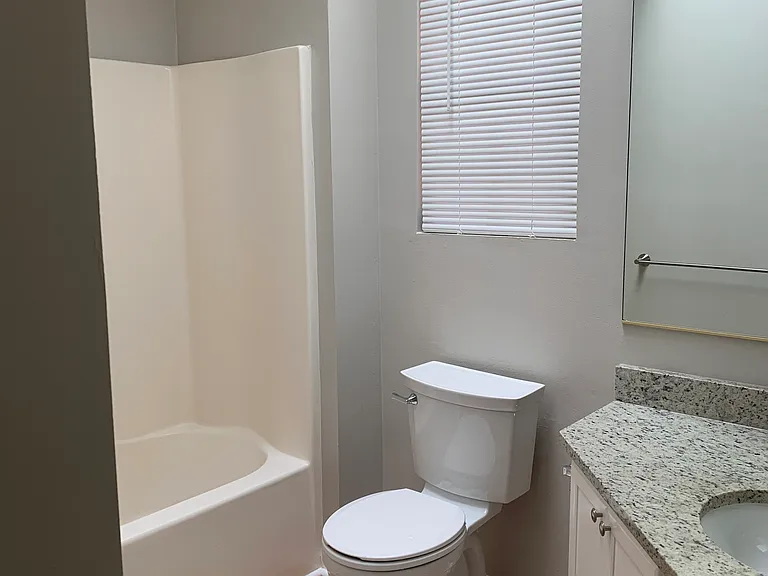 1250 Llewellyn Rd — Photo 6