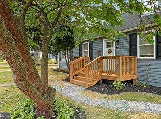 7644 Pleasant Dr, Pasadena, MD 21122