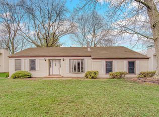 1177 Sunnyslope Dr, Crown Point, IN