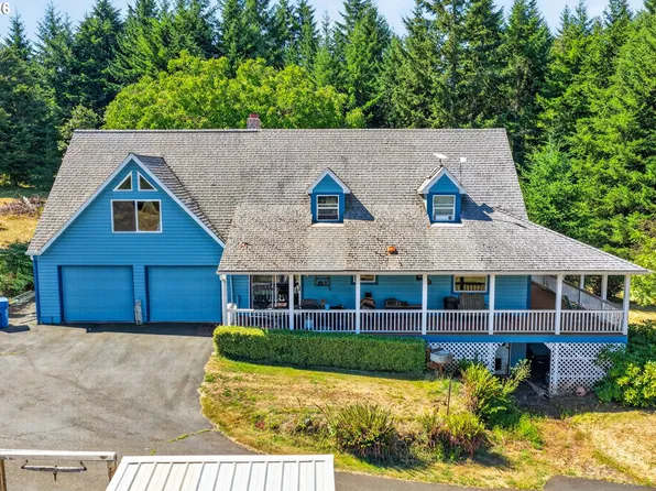 4384 Crooked Finger Rd NE, Scotts Mills, OR 97375