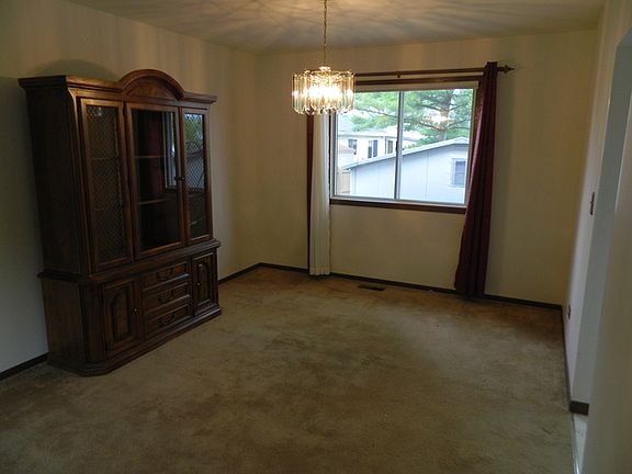 4th image of 30W130 Branch Ave