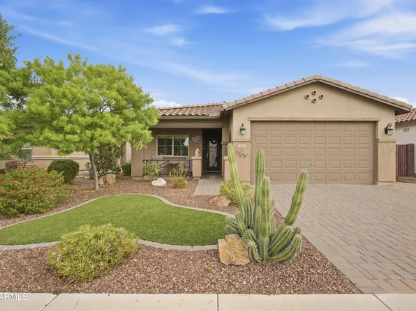 664 W MANGROVE Road, San Tan Valley, AZ 85140