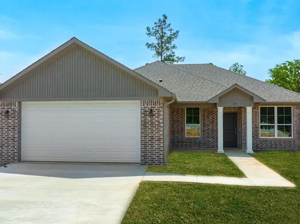 170 Highland Forest Dr, Gilmer, TX 75644