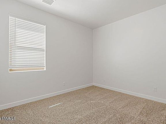 5th image of 3153 Fortune Rd