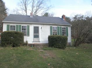 678 Chaffeeville Rd, Storrs, CT 06268