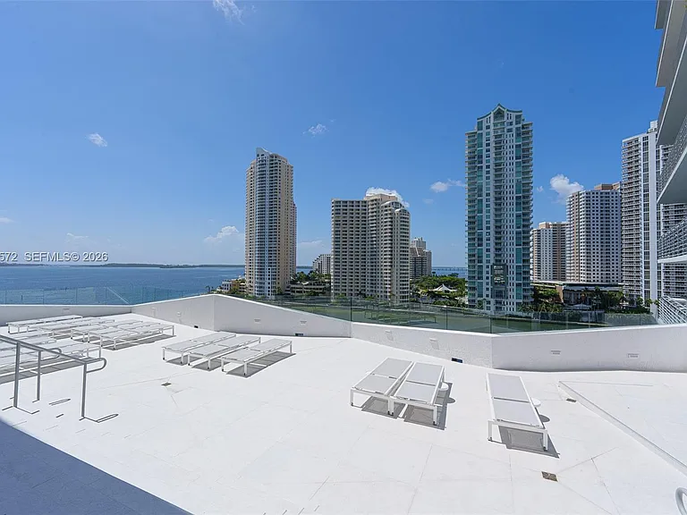 335 Biscayne Blvd #1600 — Photo 20