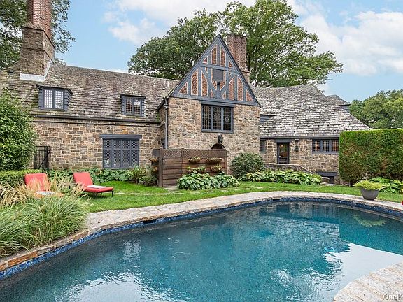 39th image of this home