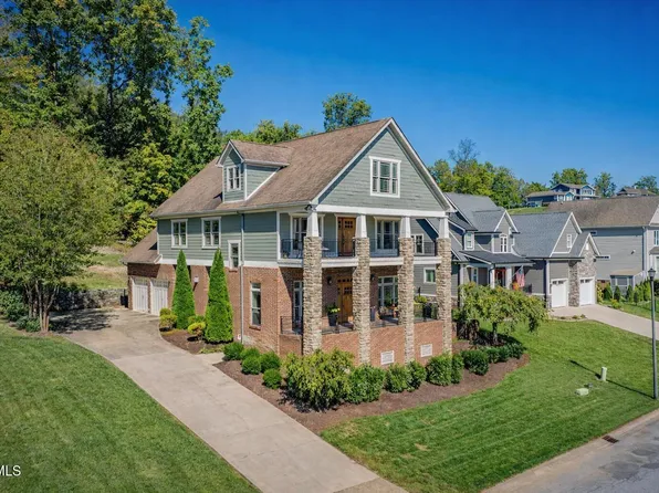 2338 Edinburgh Channel Rd, Kingsport, TN 37664