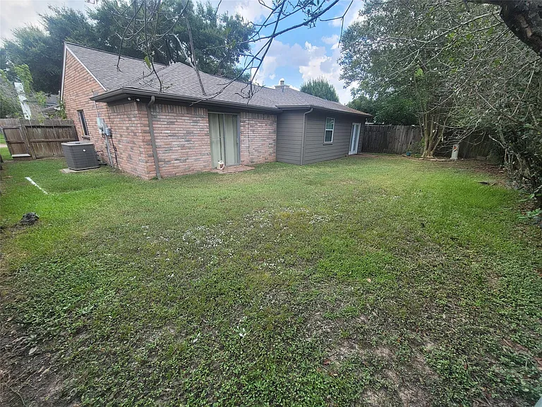 22715 Braken Manor Ln — Photo 18
