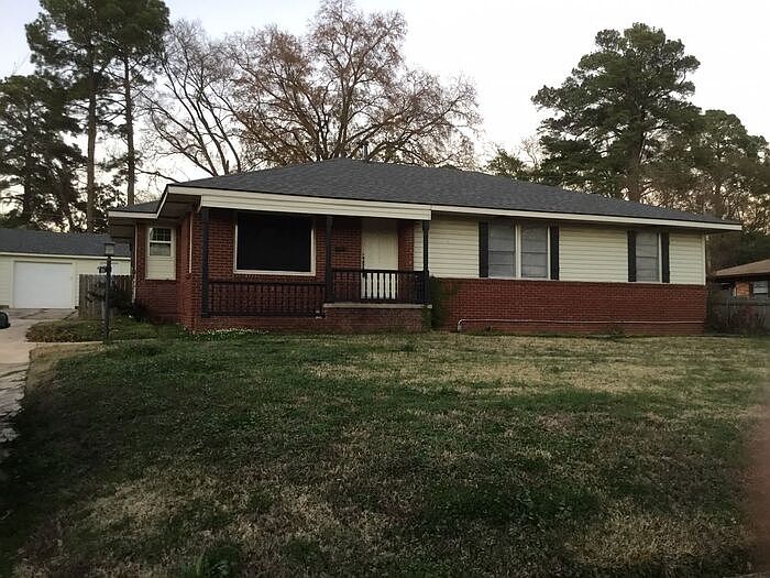 1st image of 224 Wilder Pl