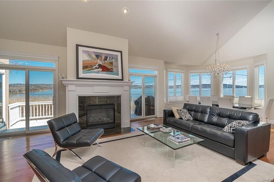 1st image of 517 Gair St #517CORNER