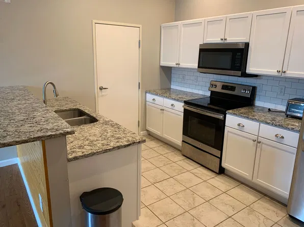 Herb House, 109 Pendleton St #103, Marion, VA 24354