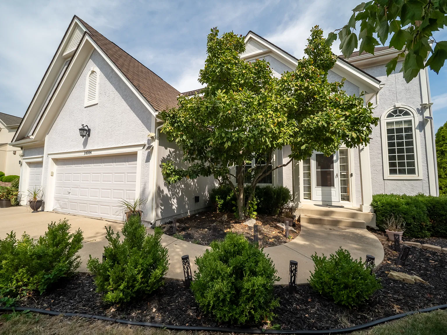 5 bed, 4.5 bath, 3007 sqft, $3,600 — Photo 3