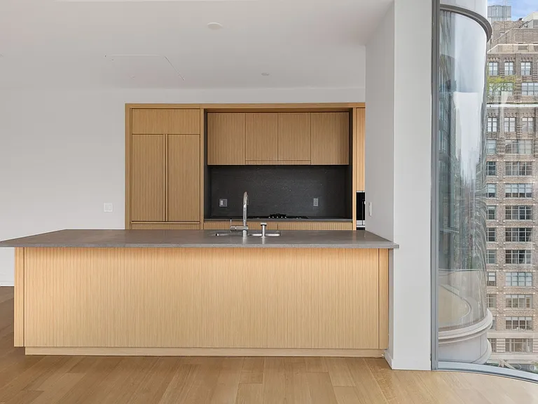 565 Broome St #12C — Photo 6