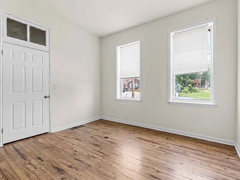 3747 Oregon Ave #1 — Photo 2