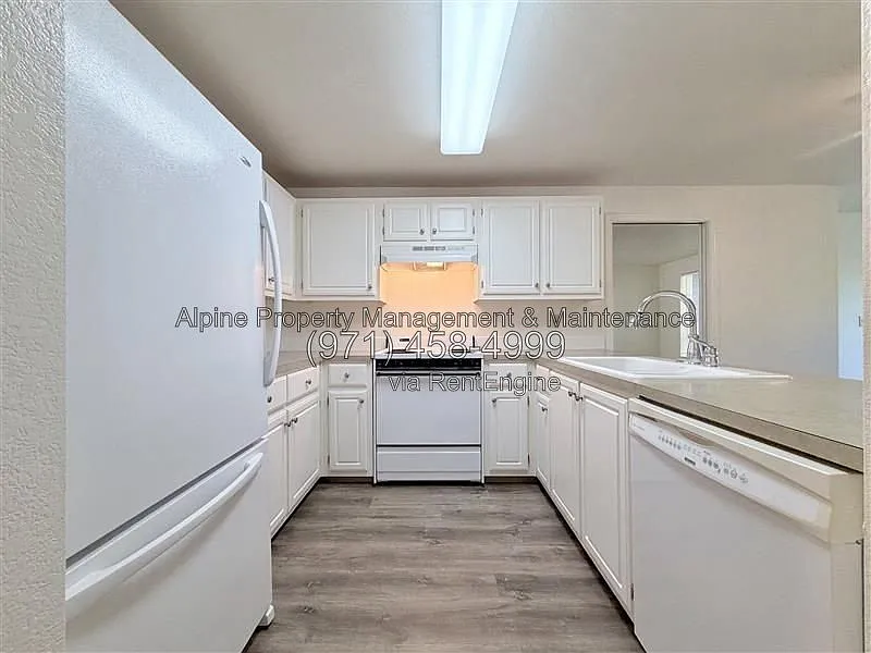 2 bed, 2.0 bath, 980 sqft, $1,850 — Photo 3
