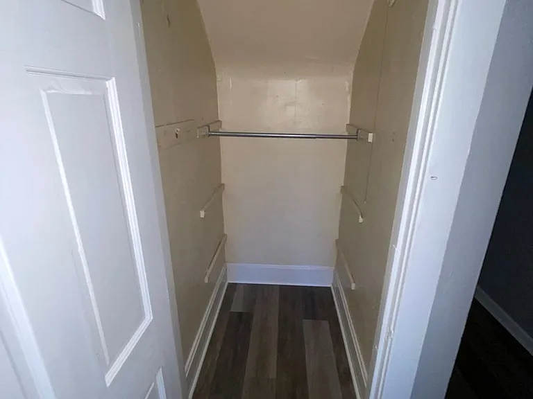 6005 Torresdale Ave — Photo 8