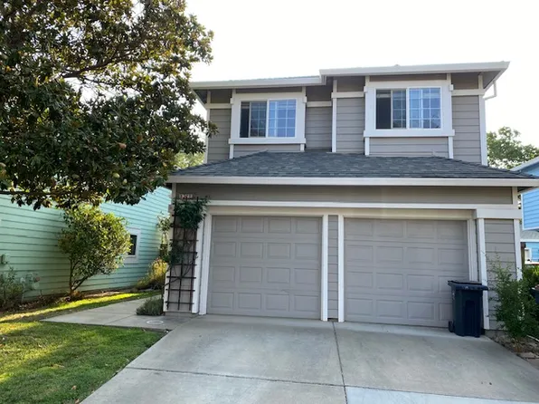 1321 Farragut Cir, Davis, CA 95618