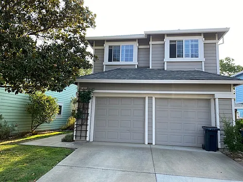 1321 Farragut Cir Photo 1