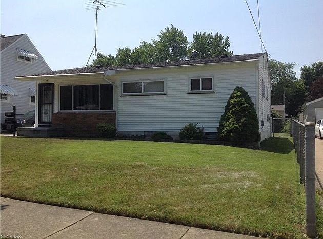 2nd image of 1118 Sutherland Ave