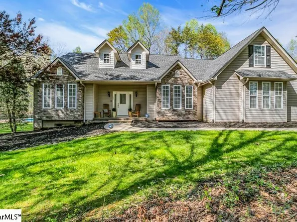 524 Woodheights Way, Travelers Rest, SC 29690